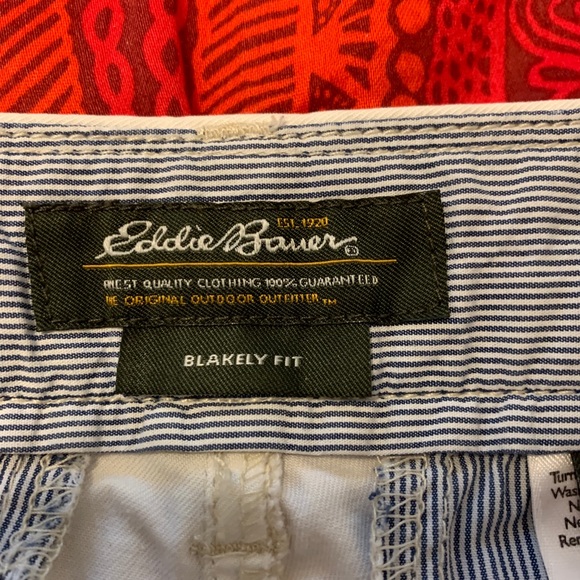 Eddie Bauer Blakely Fit Capri Pants-size 6 | White - Picture 8 of 10